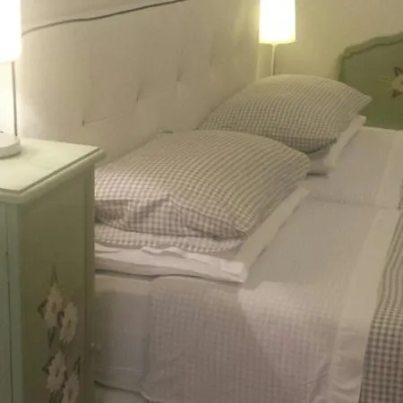 Bed & Breakfast Belsit 3*